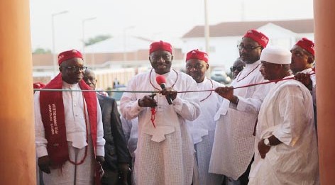 Jonathan Commends Uduaghan For People-Oriented Projects