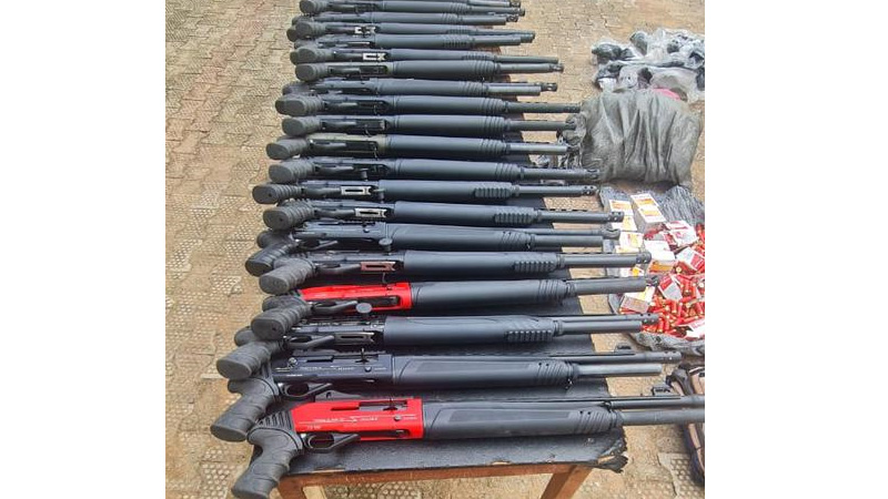 Anambra Police Busts Gun Running Syndicate in Onitsha; Recovers 23 Guns, Arms Dealer Arrested