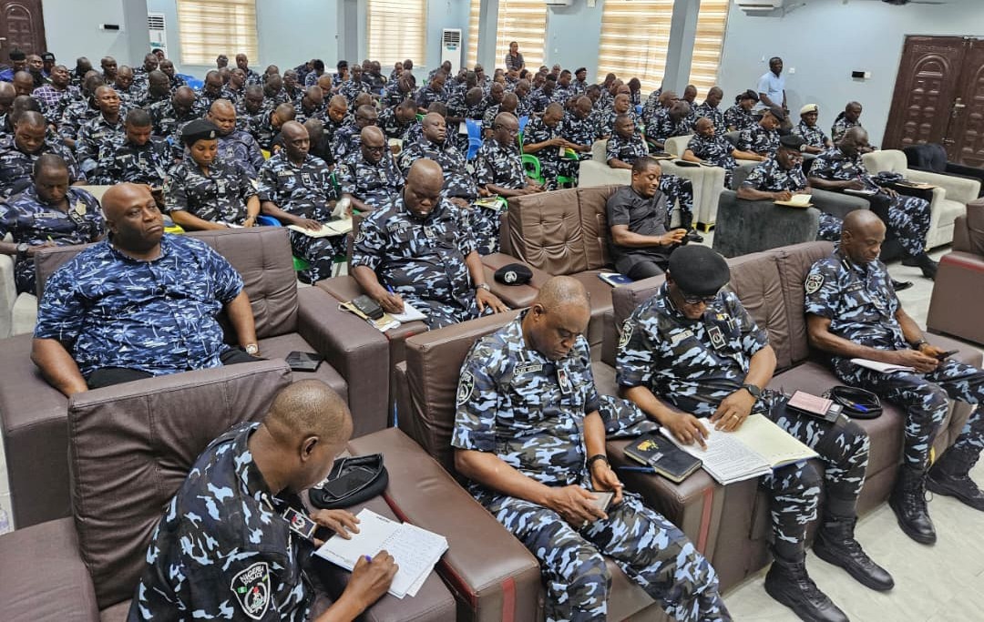 Effurun Killing: CP Oyeniyi Warns Area Commanders, DPOs, Others Against Indiscipline, Must Be Civil To Public