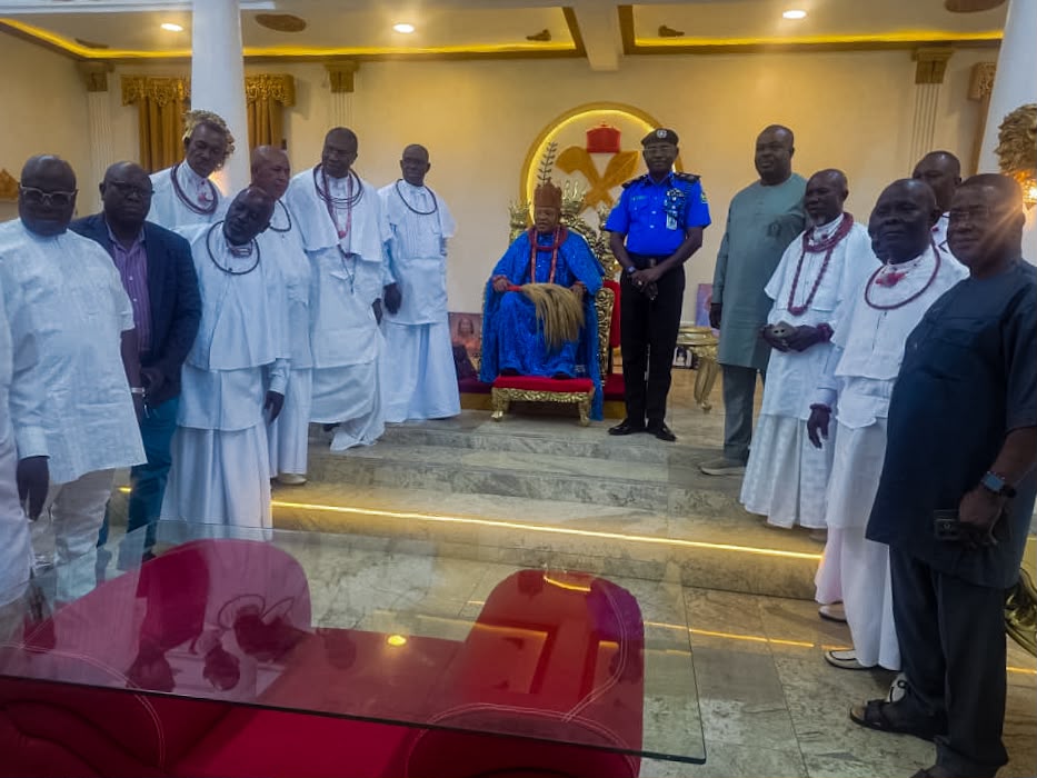 CP Oyeniyi Harps On Collaboration With Royal Fathers To Combat Crime, As He Visits Ughelli King