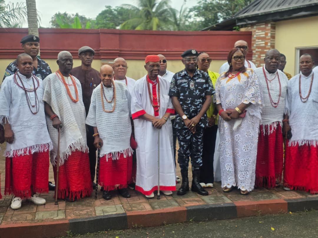 CP Oyeniyi Seeks Royal Fathers Support For Effective Community Policing
