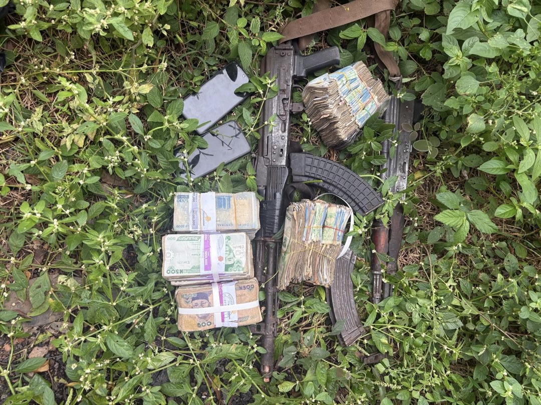 Police Gunned Down Two Kidnappers, Rescued Victim, Recovered AK, 47 Rifles, ₦2m Ransom