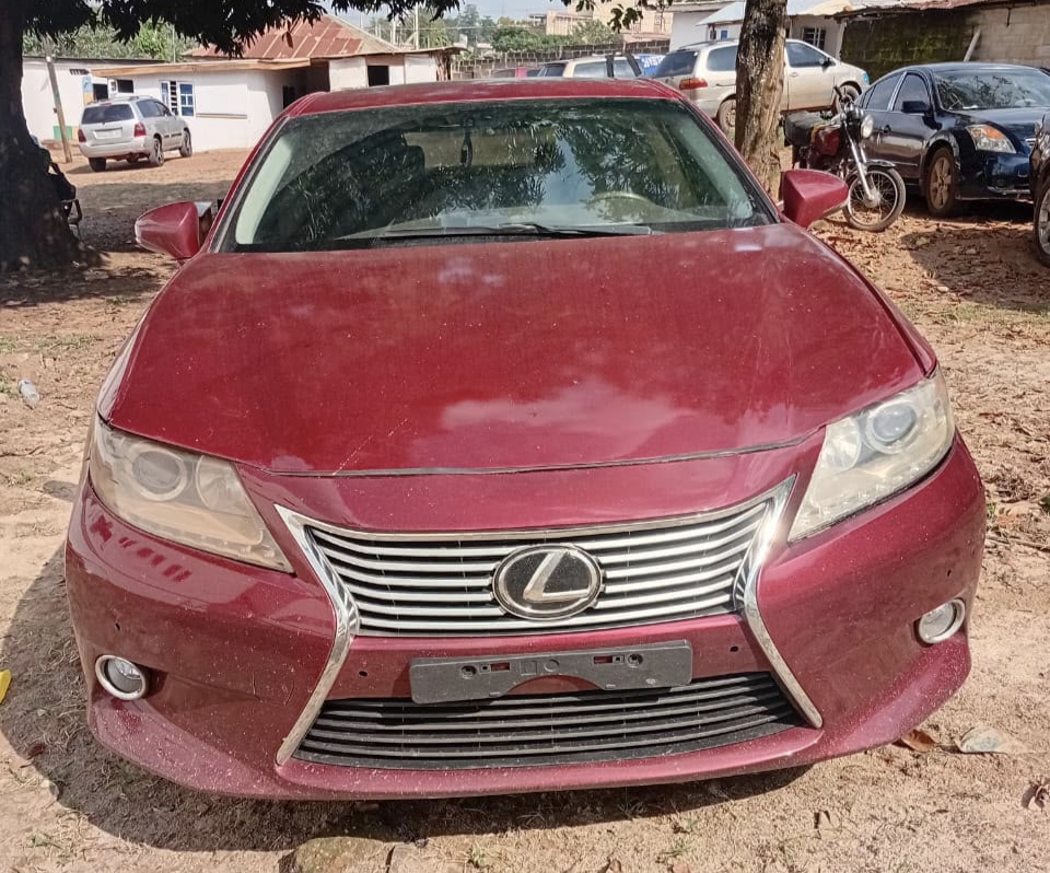 Ogun SWAT Recovers Stolen Lexus In Ondo